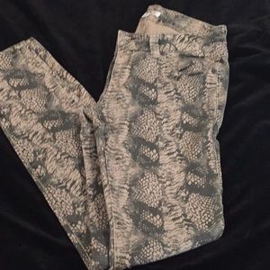 Snake print skinny jeans
